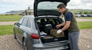 A golf sunday bag easily stowed in the boot of a car for a weekend round.