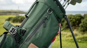The reinforced, trolley-friendly base design of the waterproof golf stand bag.